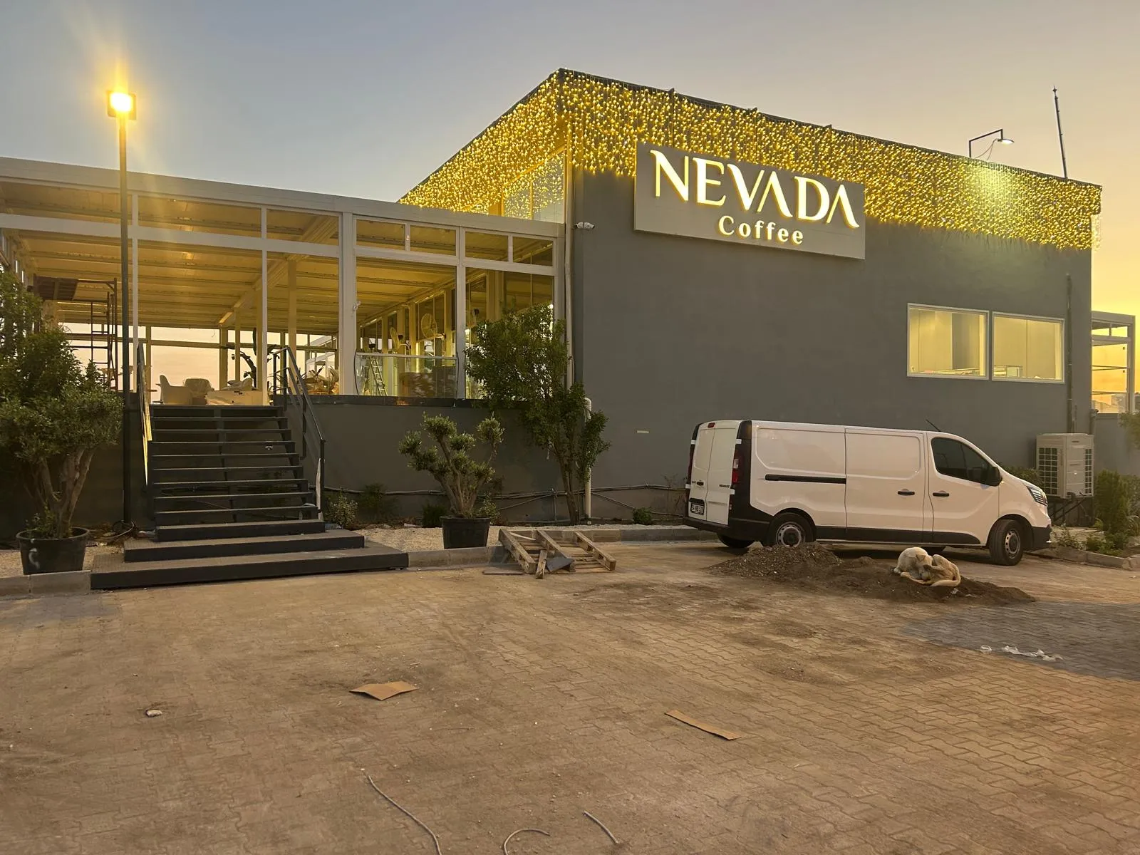 Nevada Cafe — Sümer İnşaat çelik konstrüksiyon projesi